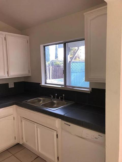 1704 Walpole Pl, Modesto, CA 95358 photo 6