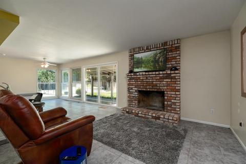 2500 De La Pena Dr, Modesto, CA 95356 photo 7