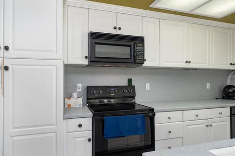 2500 De La Pena Dr, Modesto, CA 95356 photo 12
