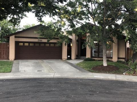 2105 Quebec Ct, Modesto, CA 95356 photo 1