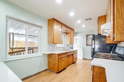 5748 Kenneth Ave, Carmichael, CA 95608 photo 5