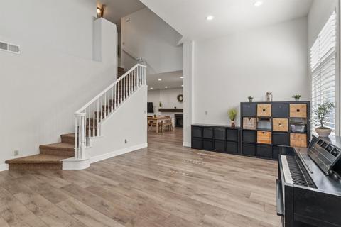 3808 Eton Ln, Modesto, CA 95355 photo 9