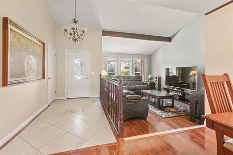 209 Crow Canyon Dr, Folsom, CA 95630 photo 4