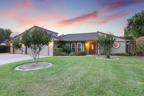 209 Crow Canyon Dr, Folsom, CA 95630 photo 1