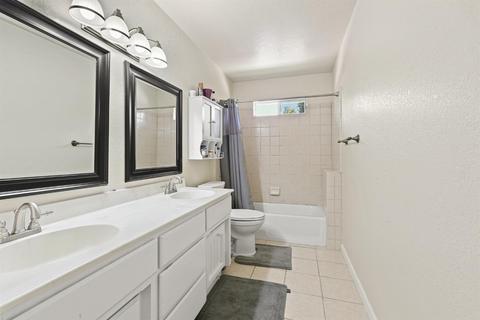 209 Crow Canyon Dr, Folsom, CA 95630 photo 24