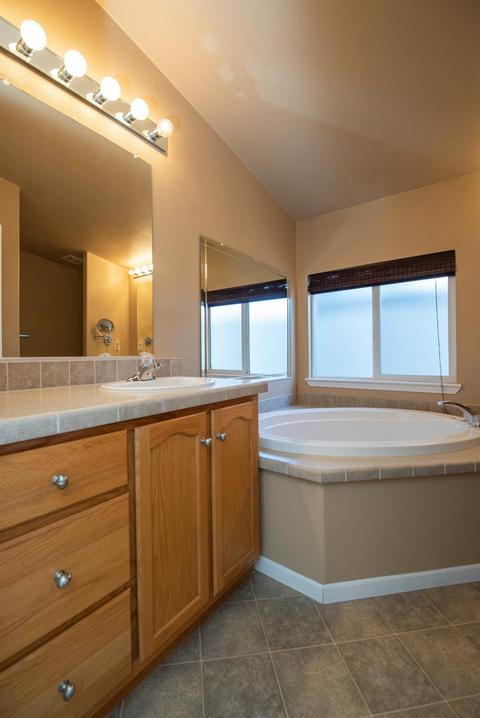 3920 Moana Way, Modesto, CA 95355 photo 24