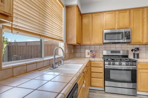 27 Quist Ave, Hayward, CA 94544 photo 7