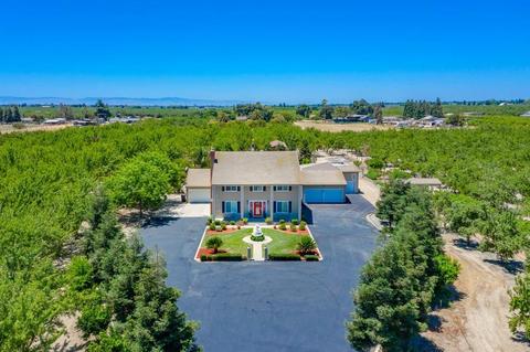 4543 Walnut Rd, Hughson, CA 95326 photo 4