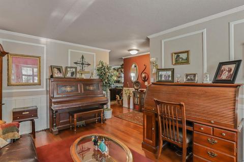 4136 Hennings Dr, Modesto, CA 95356 photo 9
