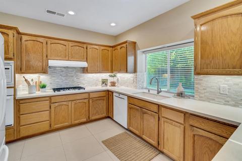5209 Willow Park Ct, Carmichael, CA 95608 photo 8