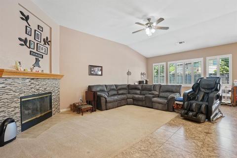 1905 Legend Dr, Modesto, CA 95357 photo 12