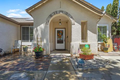 1905 Legend Dr, Modesto, CA 95357 photo 3