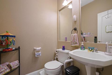 1905 Legend Dr, Modesto, CA 95357 photo 20