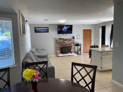4258 Hackberry Ln, Carmichael, CA 95608 photo 2