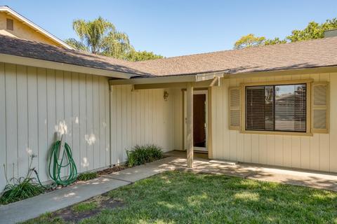 2117 Graywood Ct, Modesto, CA 95355 photo 2