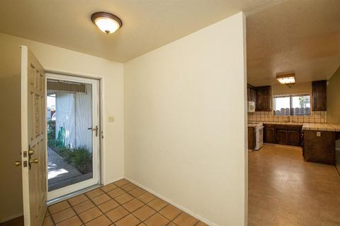 2117 Graywood Ct, Modesto, CA 95355 photo 3