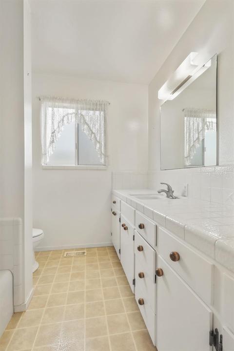 13703 E Victor Rd, Lodi, CA 95240 photo 13