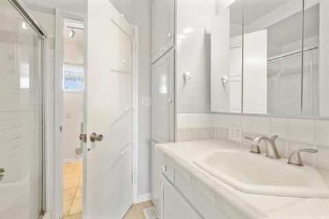 13703 E Victor Rd, Lodi, CA 95240 photo 7