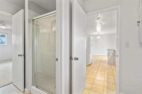 13703 E Victor Rd, Lodi, CA 95240 photo 8