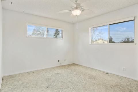 13703 E Victor Rd, Lodi, CA 95240 photo 12