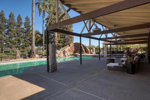 413 Crawford Rd, Modesto, CA 95356 photo 9
