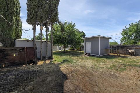 1659 Gene Rd, Ceres, CA 95307 photo 1