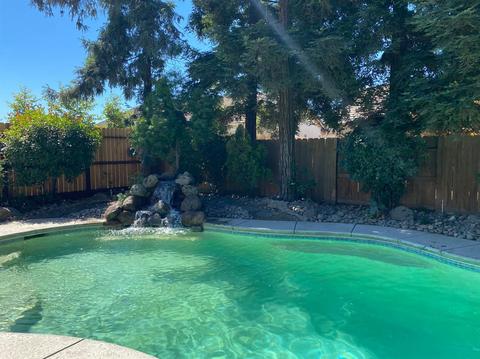 2429 Jonathon Dr, Escalon, CA 95320 photo 3