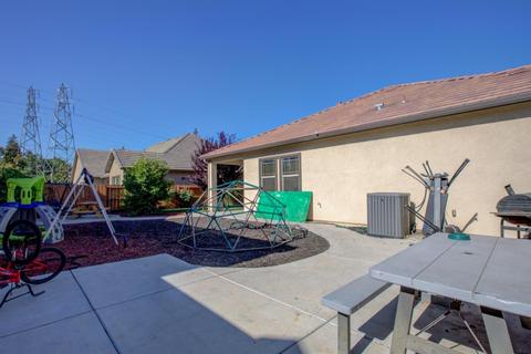 750 Shadowbrook Ln, Manteca, CA 95336 photo 11