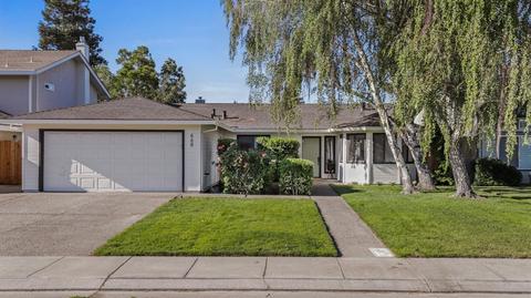 668 Nancy Dr, Ripon, CA 95366 photo 1