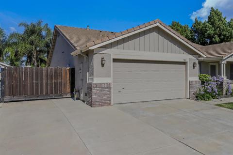 769 Ruess Rd, Ripon, CA 95366 photo 2