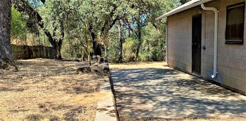 410 Oak Pl, San Andreas, CA 95249 photo 4