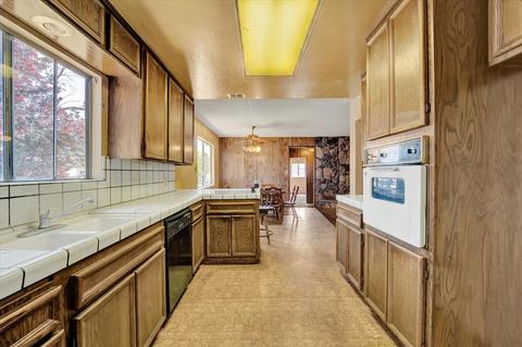 1328 Stephens Ave, Newman, CA 95360 photo 9