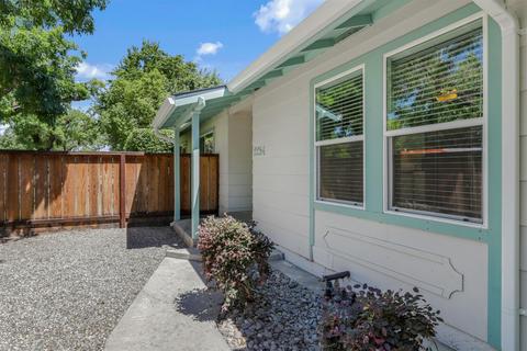 2254 E Orangeburg Ave, Modesto, CA 95355 photo 5