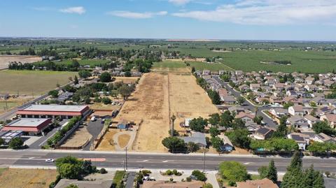 1267 E Louise Ave, Manteca, CA 95336 photo 1