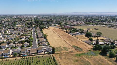 1267 E Louise Ave, Manteca, CA 95336 photo 2