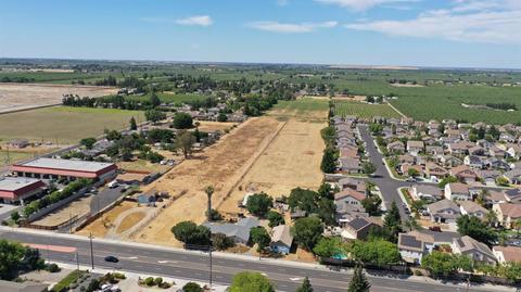 1267 E Louise Ave, Manteca, CA 95336 photo 3