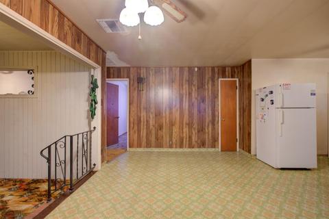 835 E 23rd St, Merced, CA 95340 photo 9