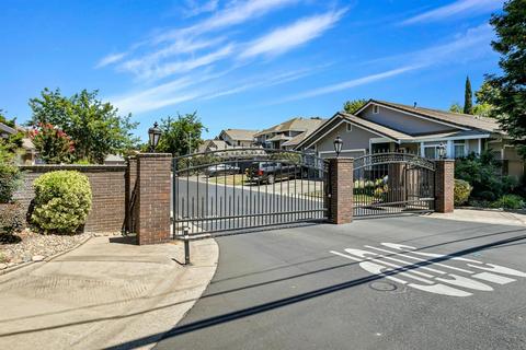 3026 Whitewood Dr, Carmichael, CA 95608 photo 2