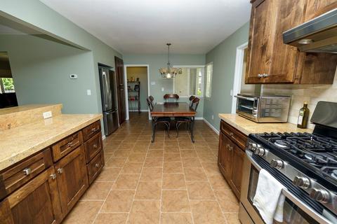 3321 Mark Allen Dr, Modesto, CA 95350 photo 14
