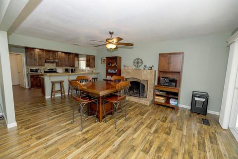 3321 Mark Allen Dr, Modesto, CA 95350 photo 8