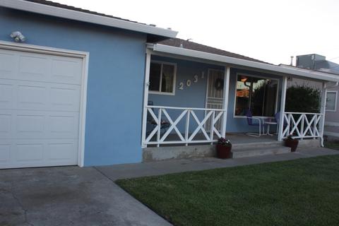 2031 5th St, Hughson, CA 95326 photo 2