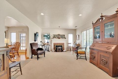 444 Myrtle Ave, Modesto, CA 95350 photo 5