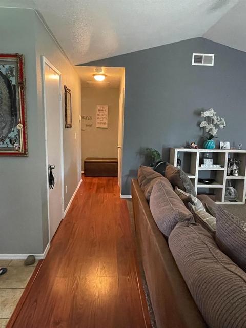 632 Hillstock Ct, Patterson, CA 95363 photo 4
