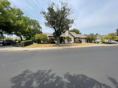 2341 Manor Oak Dr, Modesto, CA 95355 photo 2