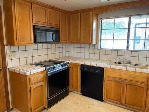2341 Manor Oak Dr, Modesto, CA 95355 photo 9