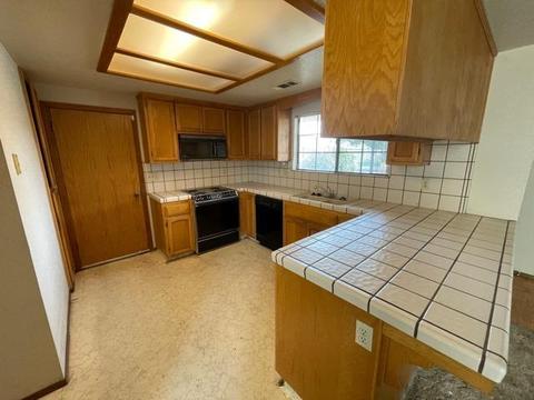2341 Manor Oak Dr, Modesto, CA 95355 photo 10