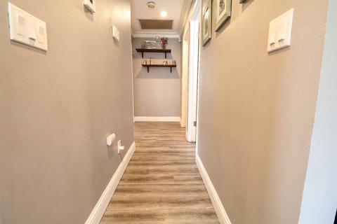 1972 Oldham Pl, Manteca, CA 95336 photo 12