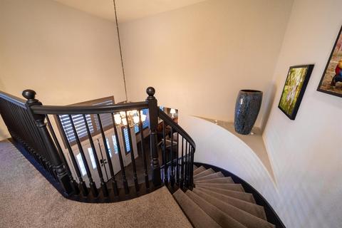 2801 Typhoon Ave, Modesto, CA 95355 photo 27