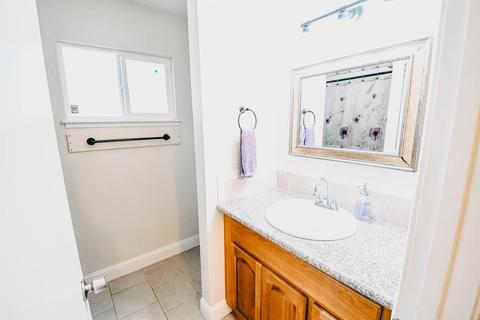 1924 Fairfax Ave, Modesto, CA 95355 photo 19