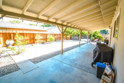 1924 Fairfax Ave, Modesto, CA 95355 photo 22